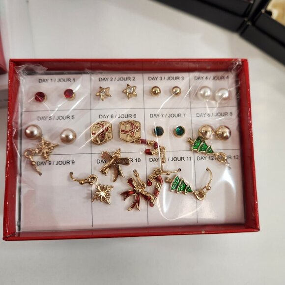 Avon Winter Wishes & Holiday Christmas Jewelry Bundle NEW - Picture 2 of 10